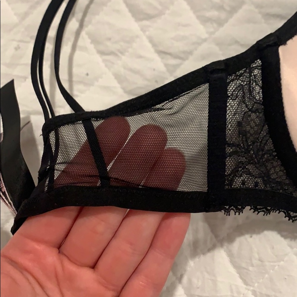 Bra - Picture 3 of 6